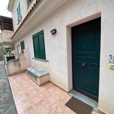 Vrclub - Villa Ridente Residence San Giorgio  Bagian luar foto